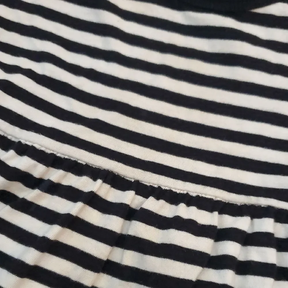 Old Navy Black and White Striped Casual Dress Baby 12-18 Months